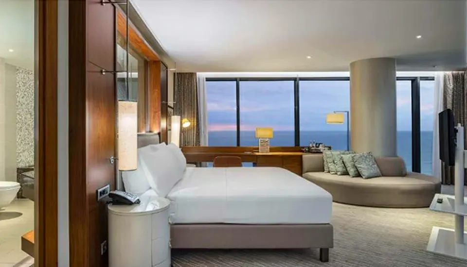 هتل هیلتون باتومی